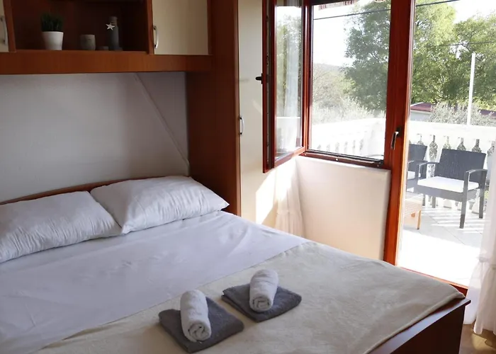 Family-friendly With Swimming Pool Radasinovci, Biograd - 22312 Apartman *