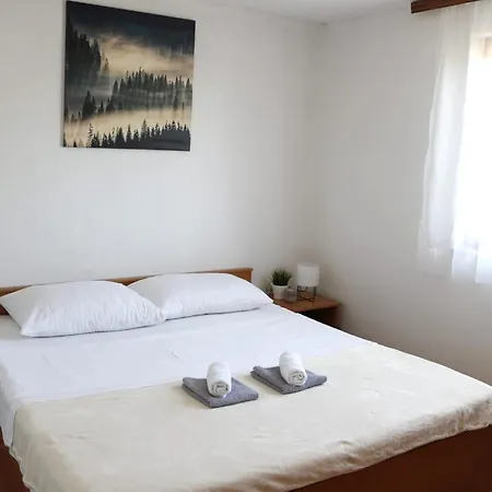 Family-friendly With Swimming Pool Radasinovci, Biograd - 22312 Drliceve Kuce